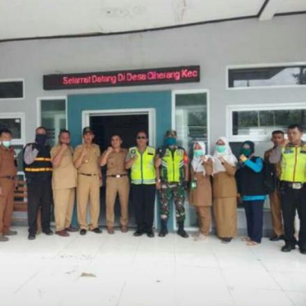 SOSIALISASI KEWASPADAAN RE PENULARAN INFEKSI CORONA ( COVID-19) DI DESA CIHERANG KECAMATAN NAGREG